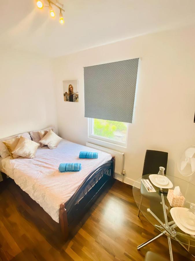 Apartament One Bed Studio Flat In Central Londyn Zewnętrze zdjęcie